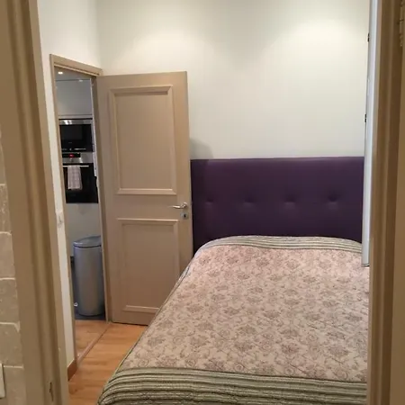 Golden Triangle 2br/2ba Apartment Cannes